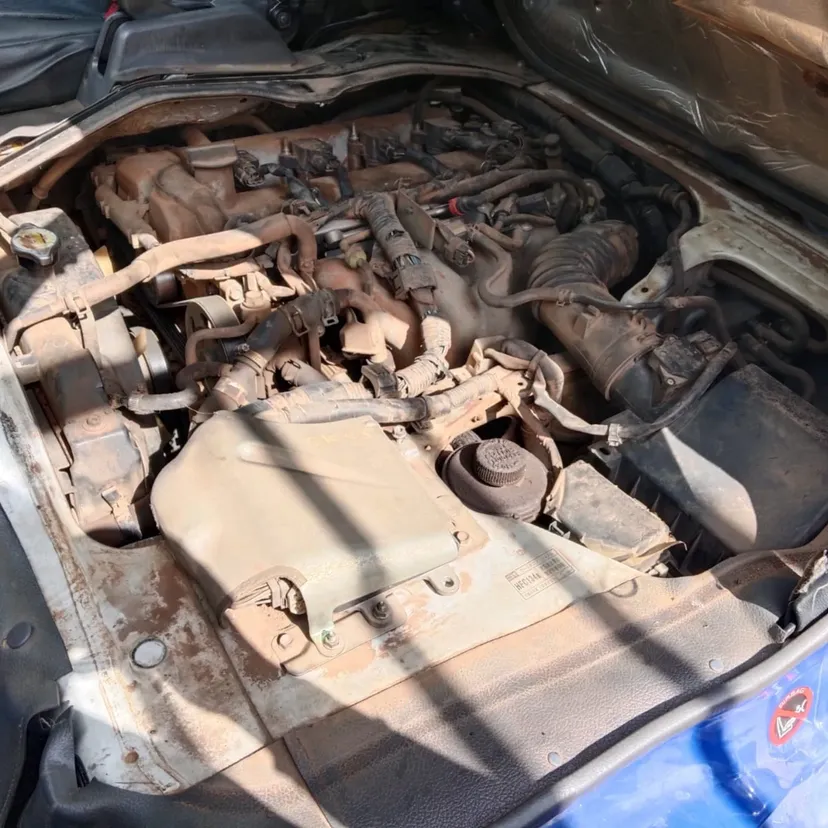 Mazda Bongo KD 400k Negotiable wow 😲 QUICK SALE. Cars from 150K, 30% Deposit lipa pole pole. Hire purchase installments HP. UpTo 70% financing/finance NO CRB STATUS CHECK Trade in OK