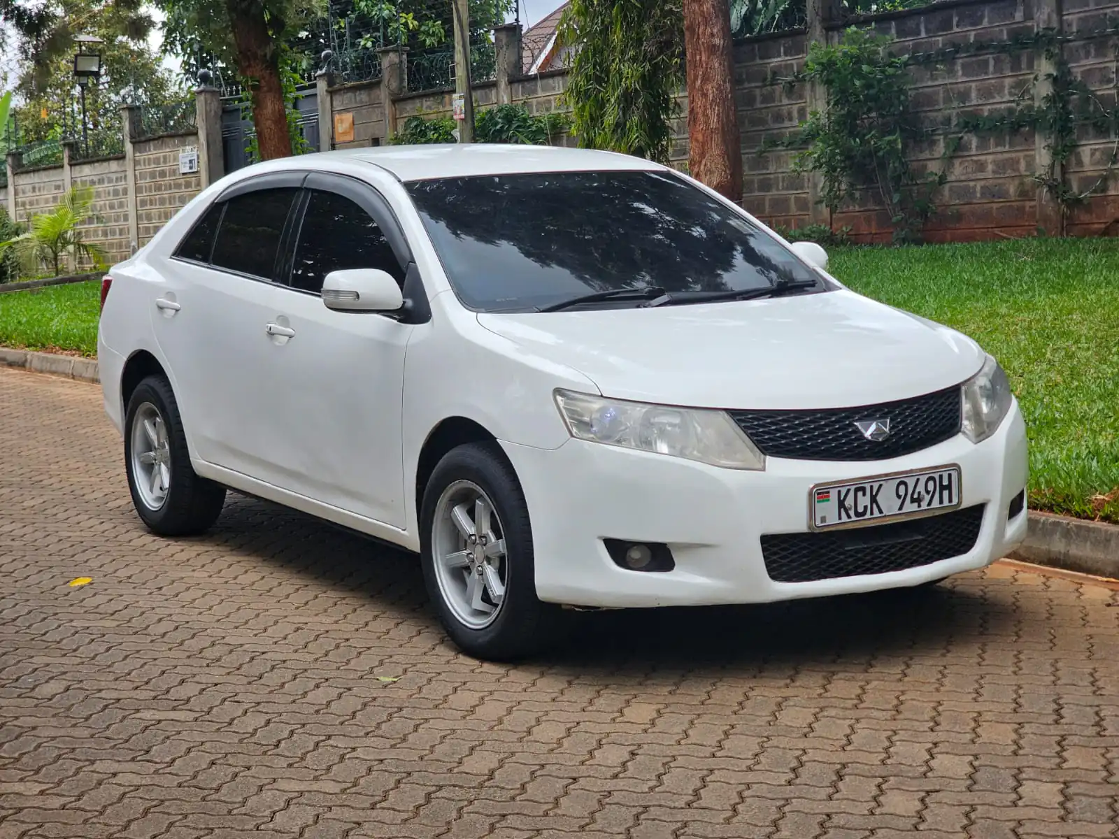 TOYOTA PREMIO 260 SERIES 😲 QUICK SALE. Cars from 150K, 30% Deposit lipa pole pole. Hire purchase installments HP. UpTo 70% financing/finance NO CRB STATUS CHECK Trade in OK