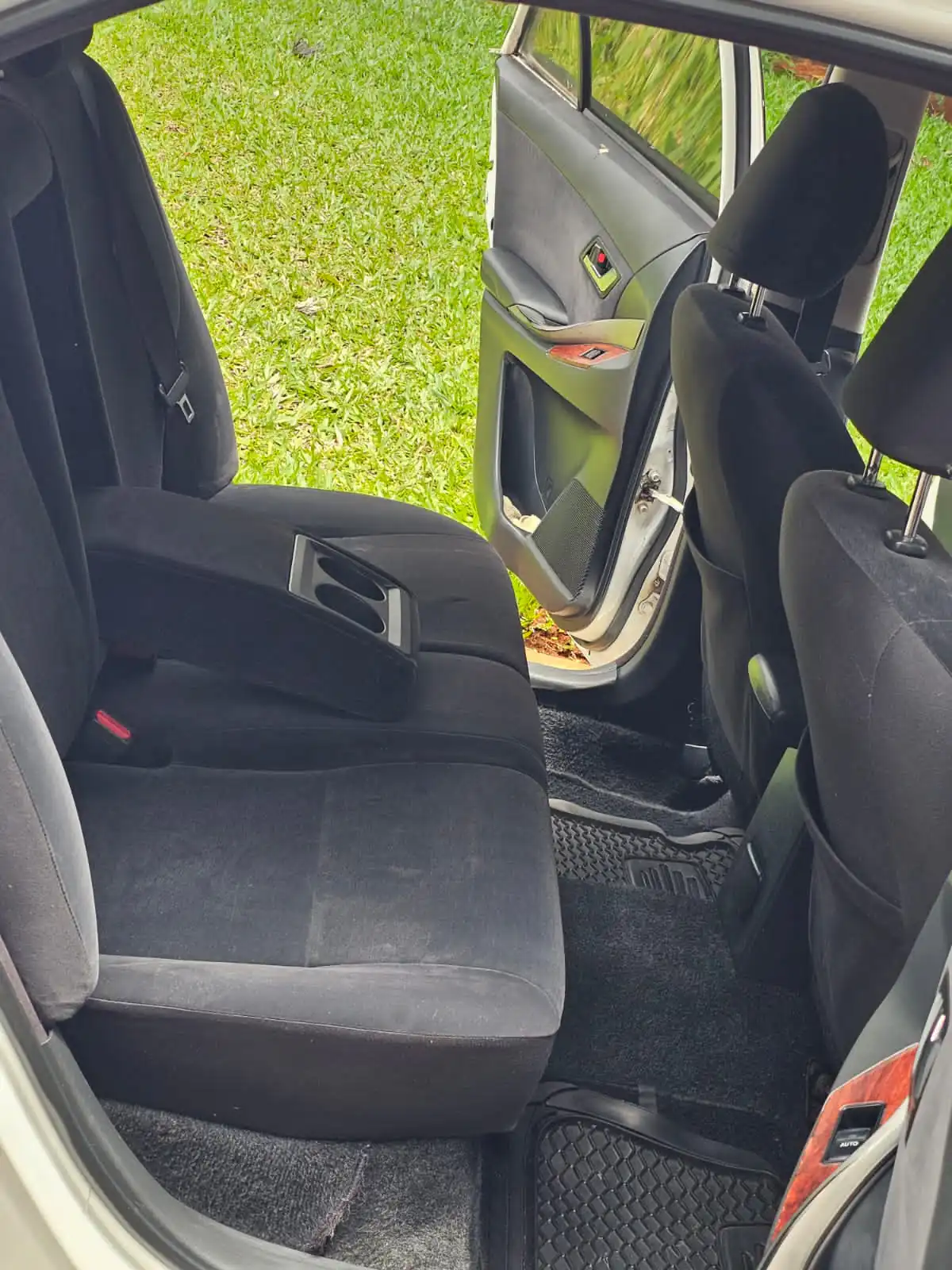 TOYOTA PREMIO 260 SERIES 😲 QUICK SALE. Cars from 150K, 30% Deposit lipa pole pole. Hire purchase installments HP. UpTo 70% financing/finance NO CRB STATUS CHECK Trade in OK