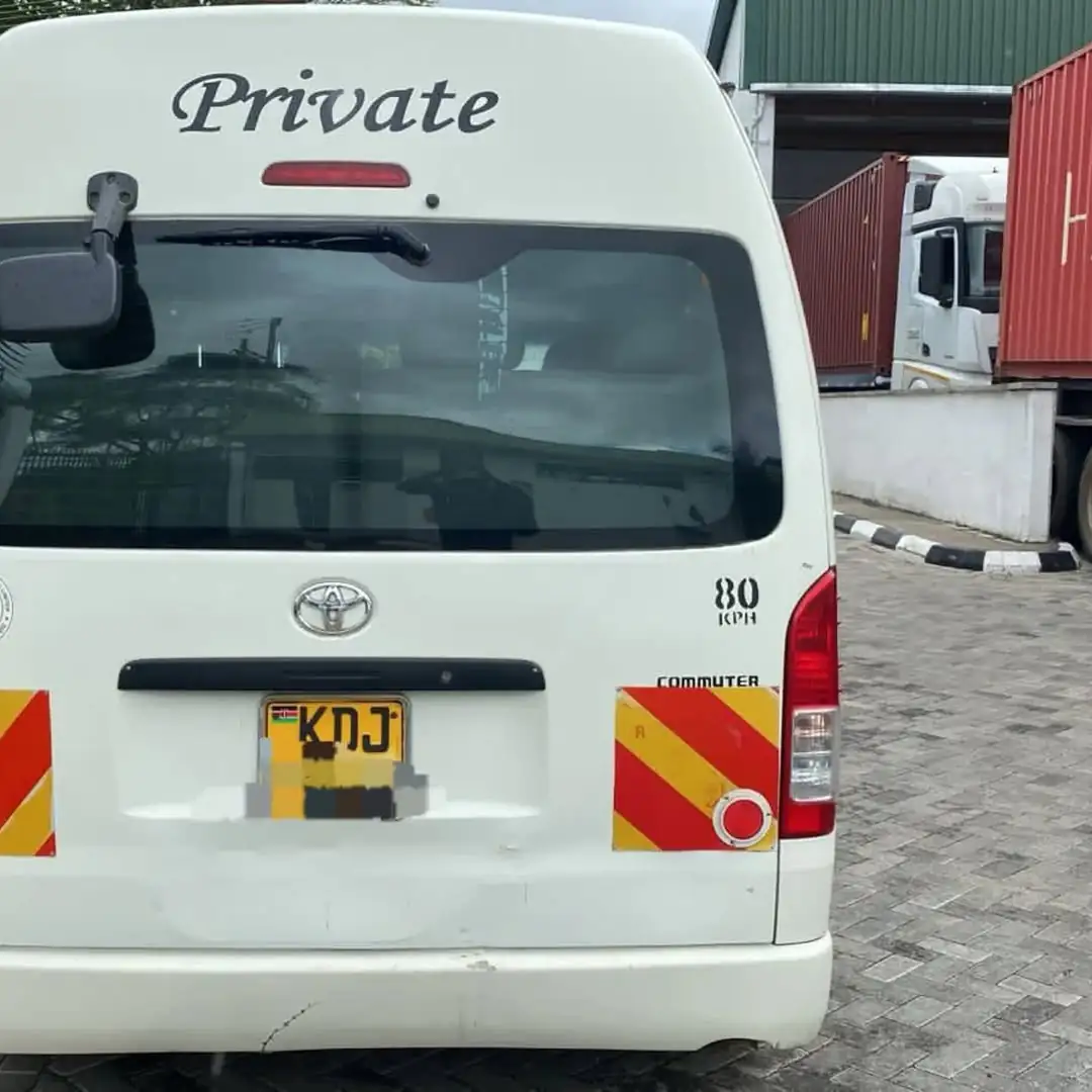 Toyota Hiace 9L😲 QUICK SALE. Cars from 150K, 30% Deposit lipa pole pole. Hire purchase installments HP. UpTo 70% financing/finance NO CRB STATUS CHECK Trade in OK