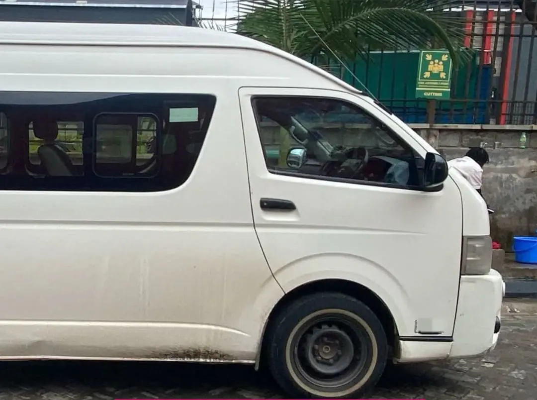 Toyota Hiace 9L😲 QUICK SALE. Cars from 150K, 30% Deposit lipa pole pole. Hire purchase installments HP. UpTo 70% financing/finance NO CRB STATUS CHECK Trade in OK