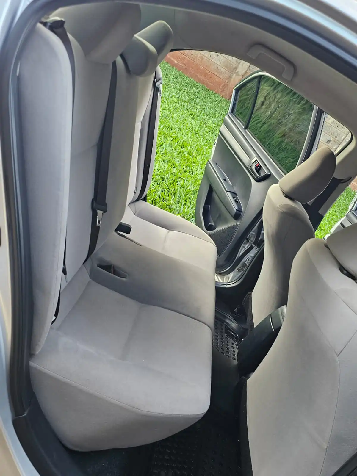 TOYOTA Corolla Axio New Shape 😲 QUICK SALE. Cars from 150K, 30% Deposit lipa pole pole. Hire purchase installments HP. UpTo 70% financing/finance NO CRB STATUS CHECK Trade in OK