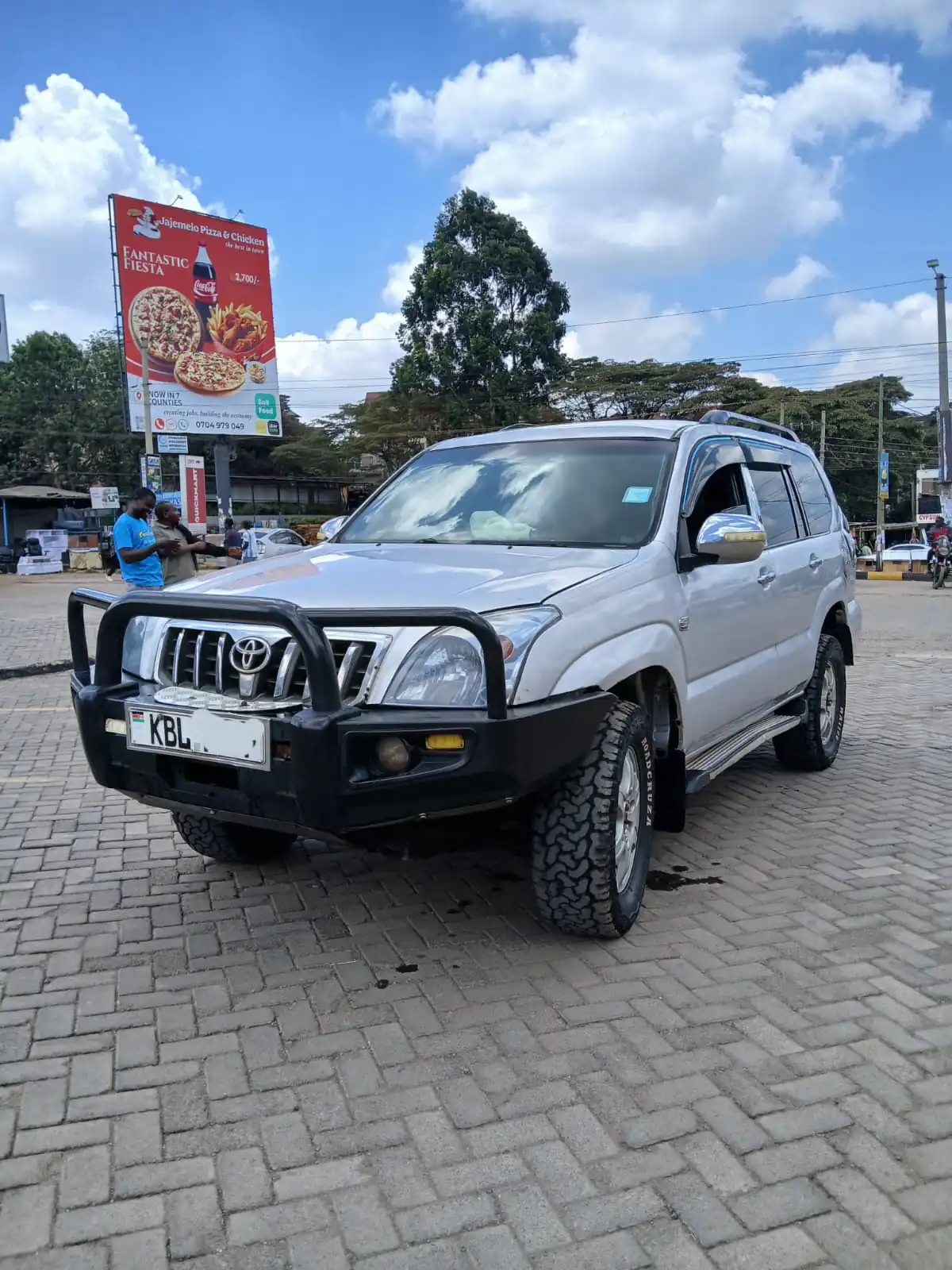 TOYOTA PRADO J120 SERIES 1.1M Diesel ONLY 😲 Quick Sale. Cars from 150K, 30% Deposit lipa pole pole. Hire purchase installments HP. UpTo 70% financing/finance NO CRB STATUS CHECK Trade in OK