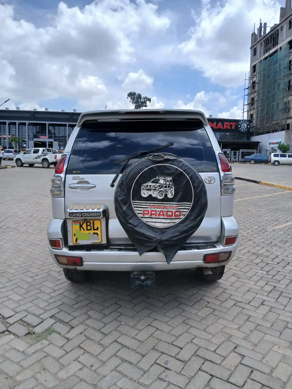 TOYOTA PRADO J120 SERIES 1.1M Diesel ONLY 😲 Quick Sale. Cars from 150K, 30% Deposit lipa pole pole. Hire purchase installments HP. UpTo 70% financing/finance NO CRB STATUS CHECK Trade in OK