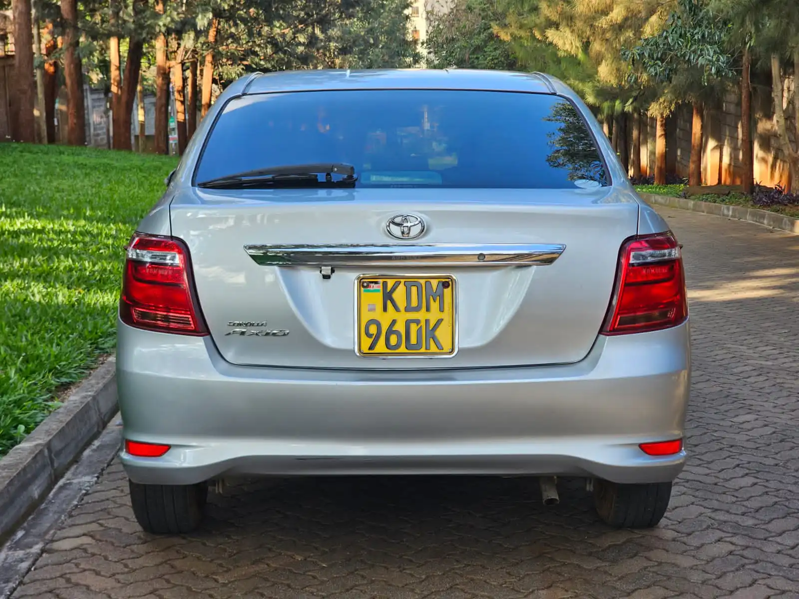 TOYOTA Corolla Axio New Shape 😲 QUICK SALE. Cars from 150K, 30% Deposit lipa pole pole. Hire purchase installments HP. UpTo 70% financing/finance NO CRB STATUS CHECK Trade in OK