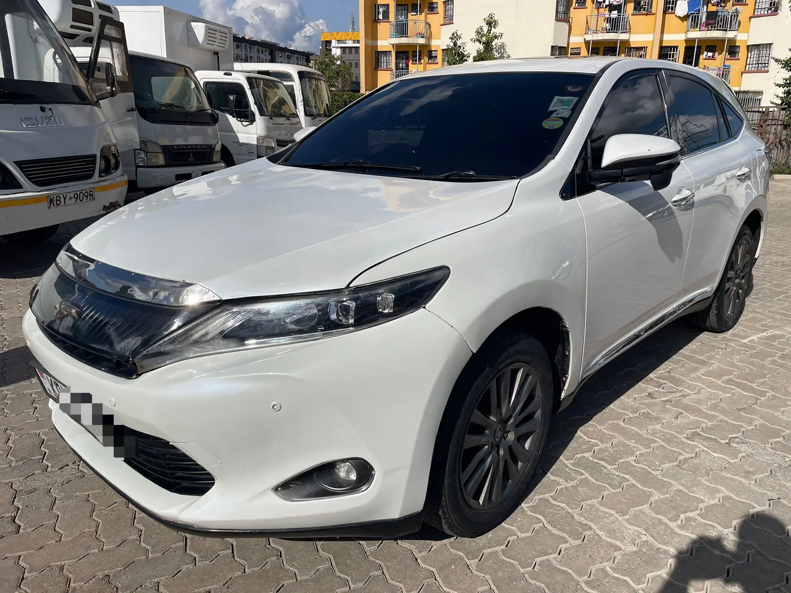 Toyota Harrier New Shape Panoramic 😲 QUICK SALE. Cars from 150K, 30% Deposit lipa pole pole. Hire purchase installments HP. UpTo 70% financing/finance NO CRB STATUS CHECK Trade in OK