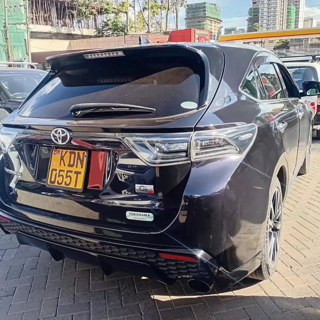 Toyota Harrier  New Shape 😲 QUICK SALE. Cars from 150K, 30% Deposit lipa pole pole. Hire purchase installments HP. UpTo 70% financing/finance NO CRB STATUS CHECK Trade in OK