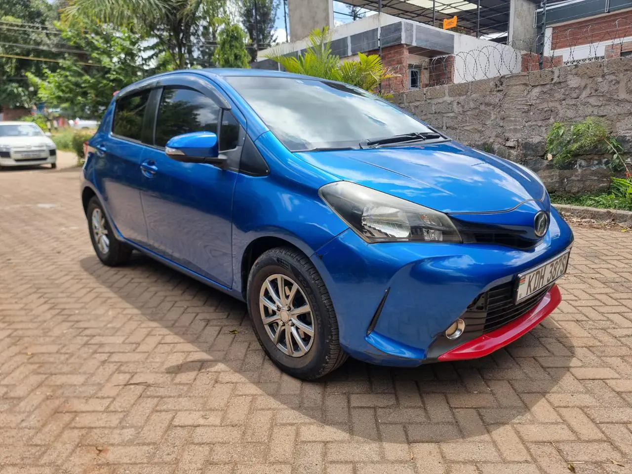 Toyota Vitz New Shape Amazing 😲 QUICK SALE. Cars from 150K, 30% Deposit lipa pole pole. Hire purchase installments HP. UpTo 70% financing/finance NO CRB STATUS CHECK Trade in OK