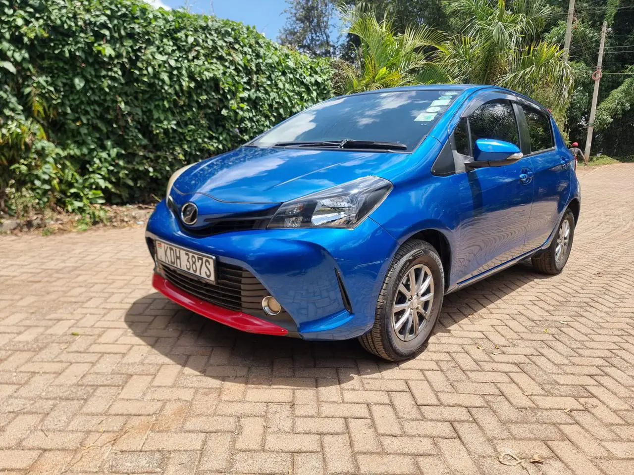 Toyota Vitz New Shape Amazing 😲 QUICK SALE. Cars from 150K, 30% Deposit lipa pole pole. Hire purchase installments HP. UpTo 70% financing/finance NO CRB STATUS CHECK Trade in OK