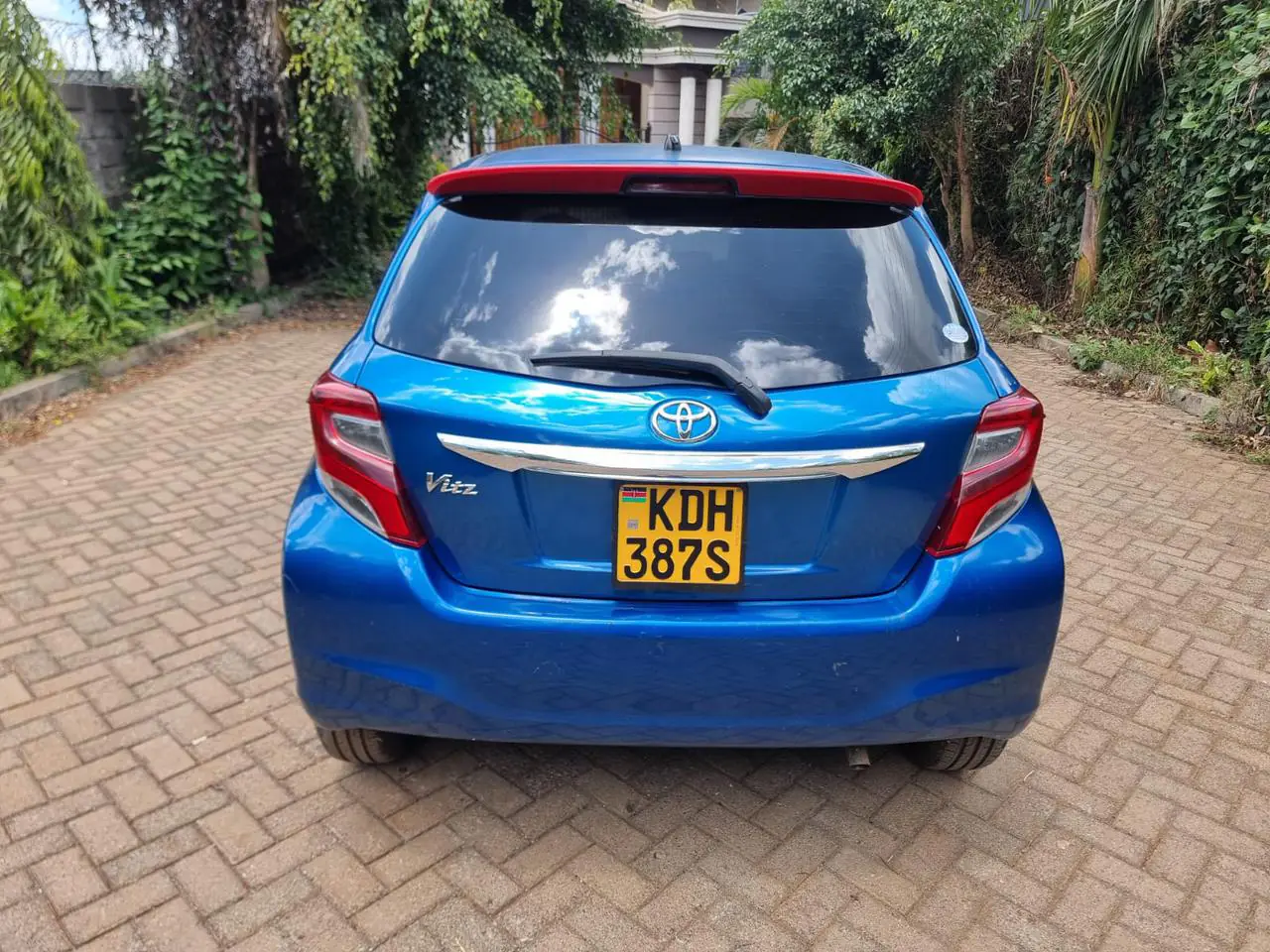 Toyota Vitz New Shape Amazing 😲 QUICK SALE. Cars from 150K, 30% Deposit lipa pole pole. Hire purchase installments HP. UpTo 70% financing/finance NO CRB STATUS CHECK Trade in OK