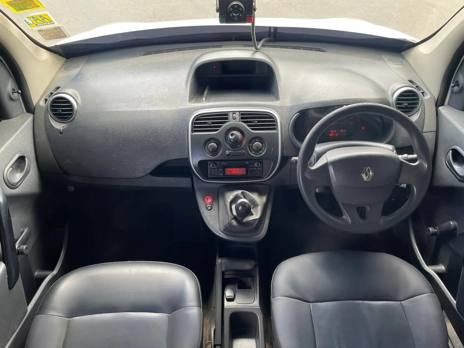 Renault Kangoo Van like nv200 Town-ace 😲 QUICK SALE. Cars from 150K, 30% Deposit lipa pole pole. Hire purchase installments HP. UpTo 70% financing/finance NO CRB STATUS CHECK Trade in OK