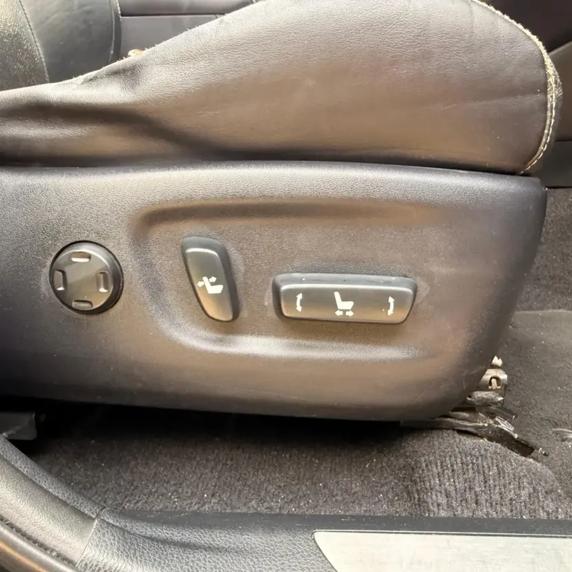 Toyota Harrier with  Panoramic Sunroof New Shape 😲 QUICK SALE. Cars from 150K, 30% Deposit lipa pole pole. Hire purchase installments HP. UpTo 70% financing/finance NO CRB STATUS CHECK Trade in OK