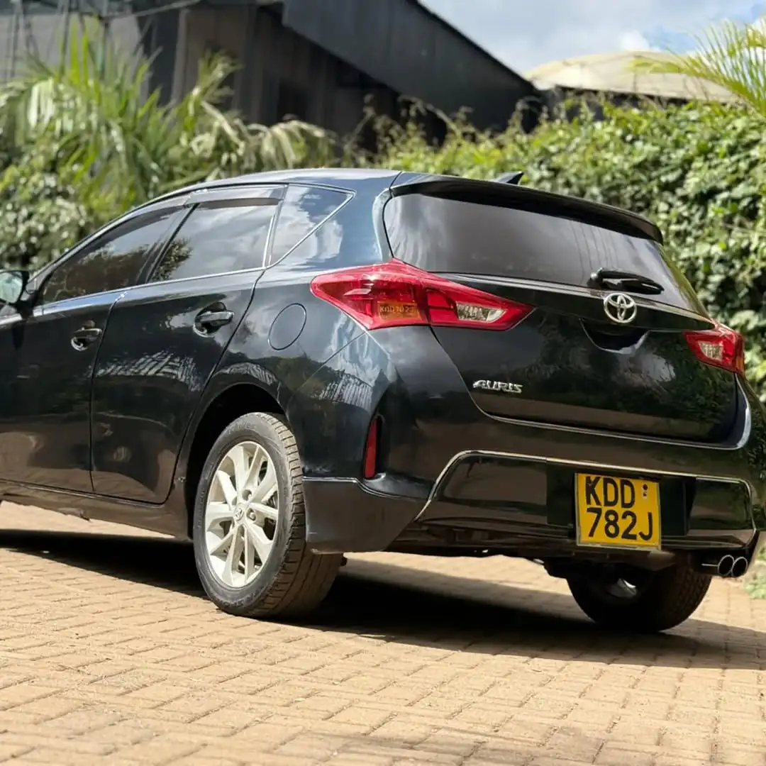 Toyota Auris Very Clean 😲 QUICK SALE. Cars from 150K, 30% Deposit lipa pole pole. Hire purchase installments HP. UpTo 70% financing/finance NO CRB STATUS CHECK Trade in OK