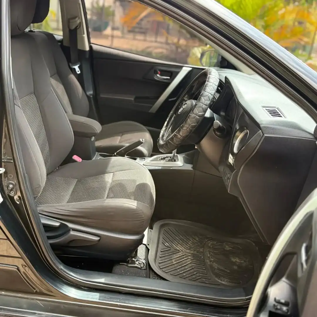 Toyota Auris Very Clean 😲 QUICK SALE. Cars from 150K, 30% Deposit lipa pole pole. Hire purchase installments HP. UpTo 70% financing/finance NO CRB STATUS CHECK Trade in OK