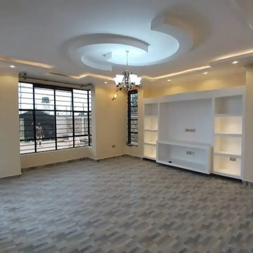 SYOKIMAU ESTATE: 5-Bedroom Maisonette with Staff Quarters and Ample Parking on 0.0944 Acres within a Gated Community off Mwananchi Road for Auction at KSh14 Million