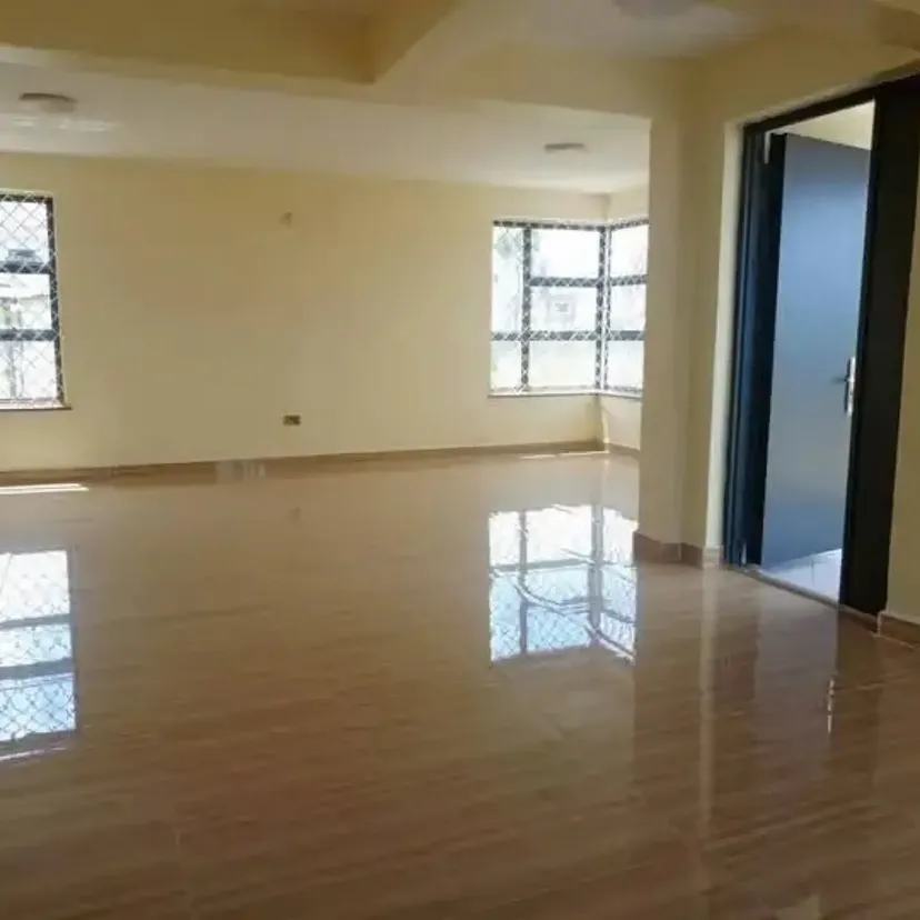 SYOKIMAU ESTATE: 5-Bedroom Maisonette with Staff Quarters and Ample Parking on 0.0944 Acres within a Gated Community off Mwananchi Road for Auction at KSh14 Million