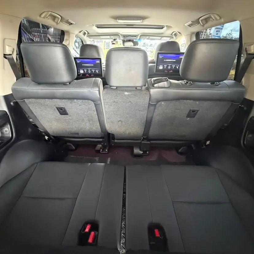 Lexus LX 570 Asian Owner 💪 Fully Loaded QUICK SALE. Cars from 150K, 30% Deposit lipa pole pole. Hire purchase installments HP Car IMPORT 0% DEPOSIT. UpTo 70% financing/finance NO CRB STATUS CHECK Trade in OK