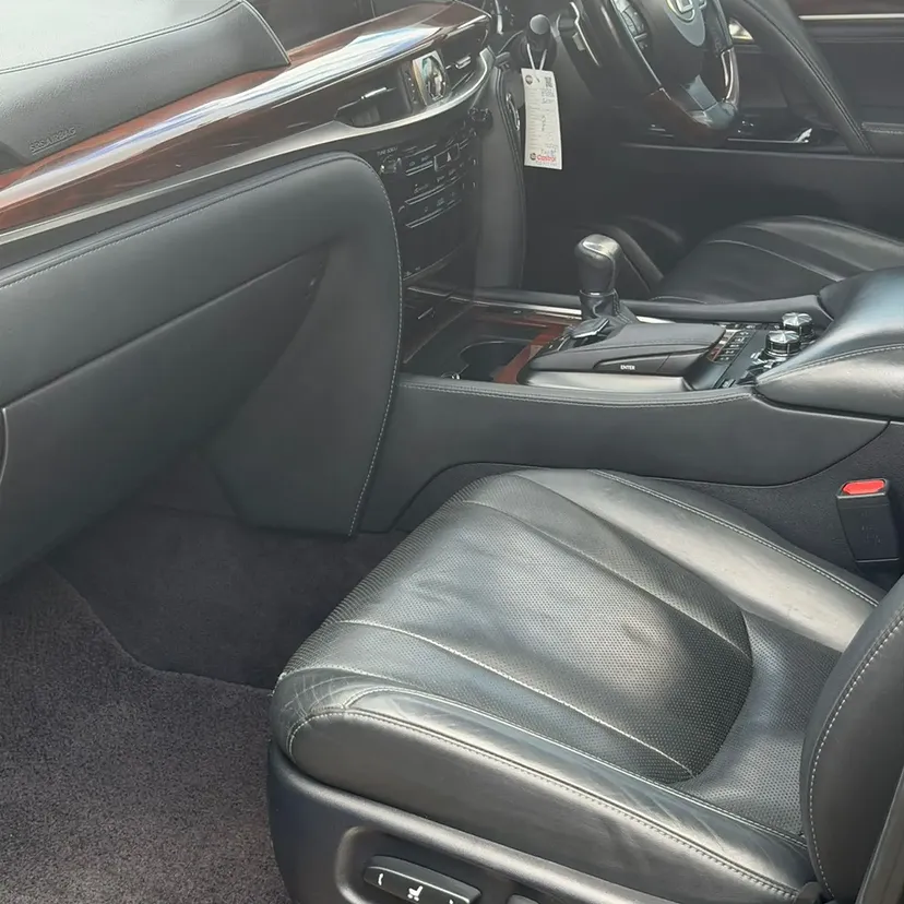 Lexus LX 570 Asian Owner 💪 Fully Loaded QUICK SALE. Cars from 150K, 30% Deposit lipa pole pole. Hire purchase installments HP Car IMPORT 0% DEPOSIT. UpTo 70% financing/finance NO CRB STATUS CHECK Trade in OK