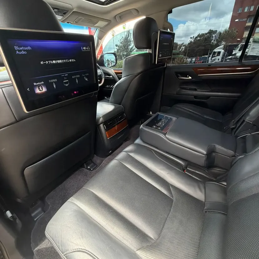 Lexus LX 570 Asian Owner 💪 Fully Loaded QUICK SALE. Cars from 150K, 30% Deposit lipa pole pole. Hire purchase installments HP Car IMPORT 0% DEPOSIT. UpTo 70% financing/finance NO CRB STATUS CHECK Trade in OK