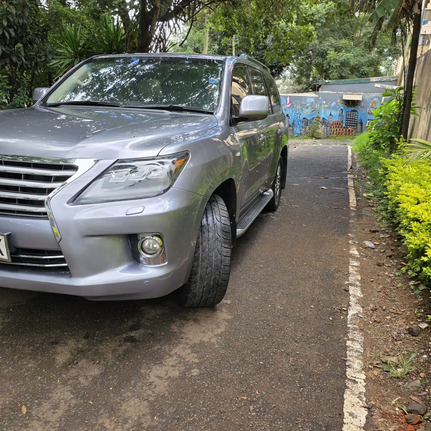 Lexus LX 570 Very Clean 💪 Fully Loaded QUICK SALE. Cars from 150K, 30% Deposit lipa pole pole. Hire purchase installments HP Car IMPORT 0% DEPOSIT. UpTo 70% financing/finance NO CRB STATUS CHECK Trade in OK