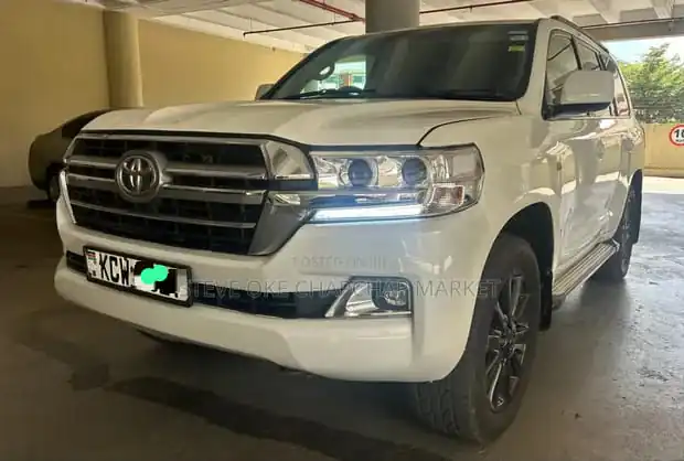Toyota Land Cruiser V8 2012 3.9M Asian Owner 200 series 💪 Fully Loaded QUICK SALE. Cars from 150K, 30% Deposit lipa pole pole. Hire purchase installments HP Car IMPORT 0% DEPOSIT. UpTo 70% financing/finance NO CRB STATUS CHECK Trade in OK