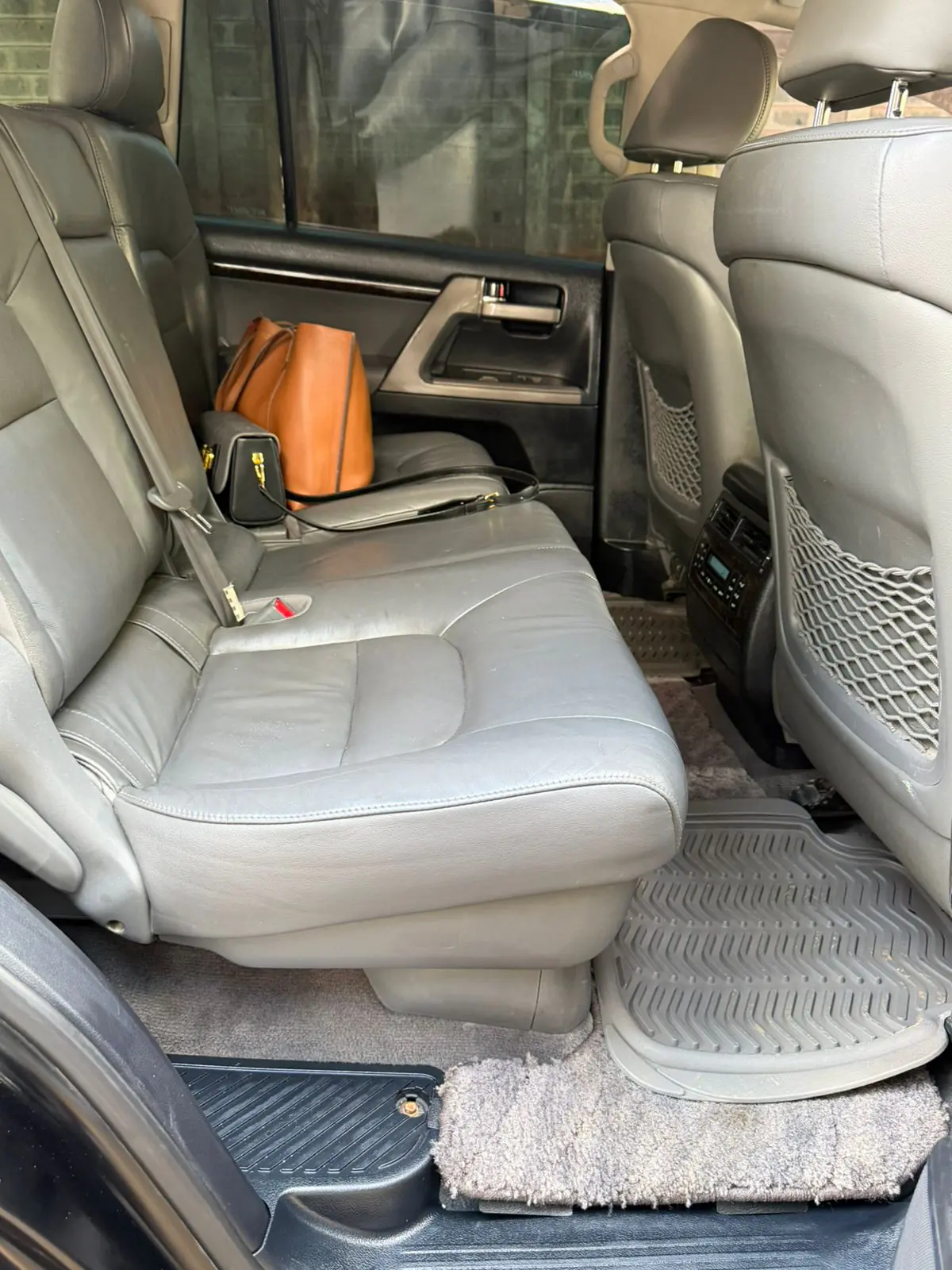 Toyota Land Cruiser v8 60th Anniversary 200 series 💪 Fully Loaded QUICK SALE. Cars from 150K, 30% Deposit lipa pole pole. Hire purchase installments HP Car IMPORT 0% DEPOSIT. UpTo 70% financing/finance NO CRB STATUS CHECK Trade in OK