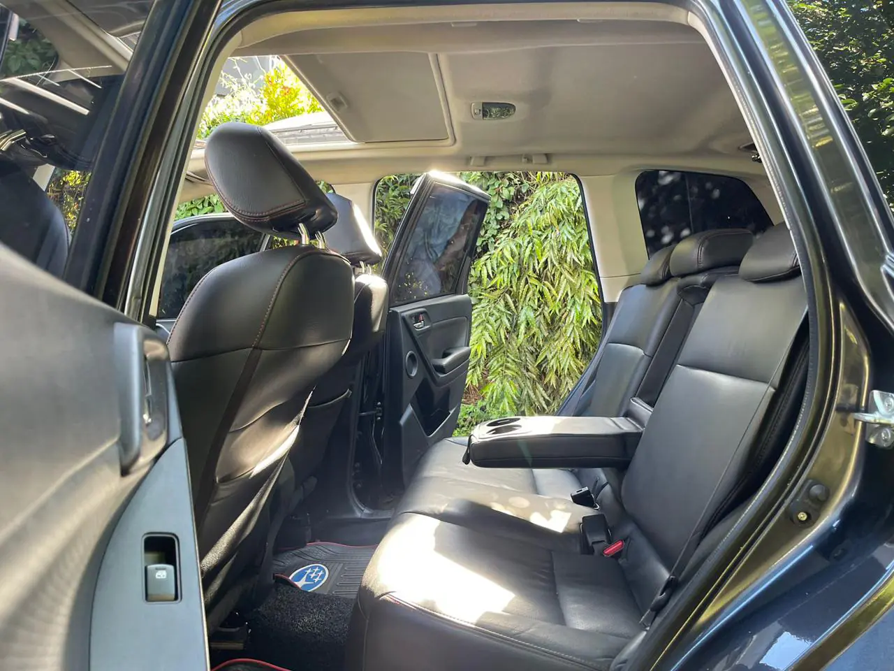 Subaru Forester with Sunroof SJ5 😲 QUICK SALE. Cars from 150K, 30% Deposit lipa pole pole. Hire purchase installments HP. UpTo 70% financing/finance NO CRB STATUS CHECK Trade in OK