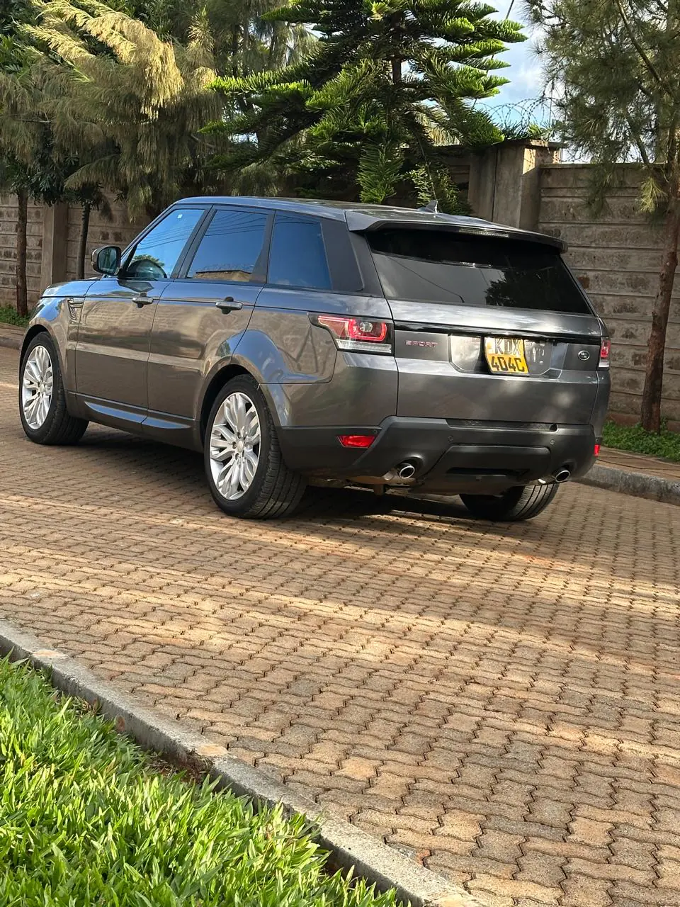 RANGE ROVER SPORT KDX Lady Owner 6.3M nego💪 Fully Loaded QUICK SALE. Cars from 150K, 30% Deposit lipa pole pole. Hire purchase installments HP Car IMPORT 0% DEPOSIT. UpTo 70% financing/finance NO CRB STATUS CHECK Trade in OK