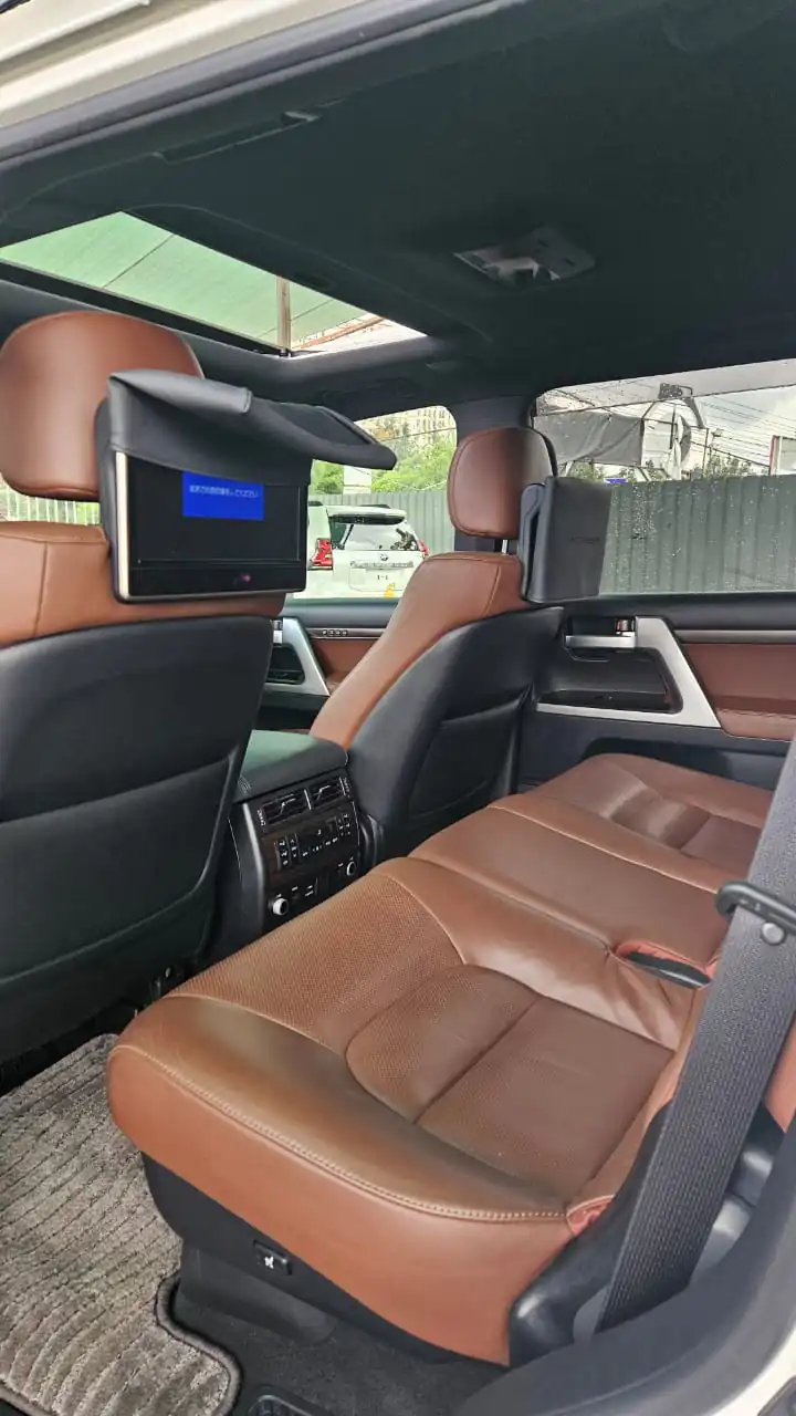 Toyota Land Cruiser 2019 V8 ZX New Arrival 9.9M 200 series 💪 Fully Loaded QUICK SALE. Cars from 150K, 30% Deposit lipa pole pole. Hire purchase installments HP Car IMPORT 0% DEPOSIT. UpTo 70% financing/finance NO CRB STATUS CHECK Trade in OK