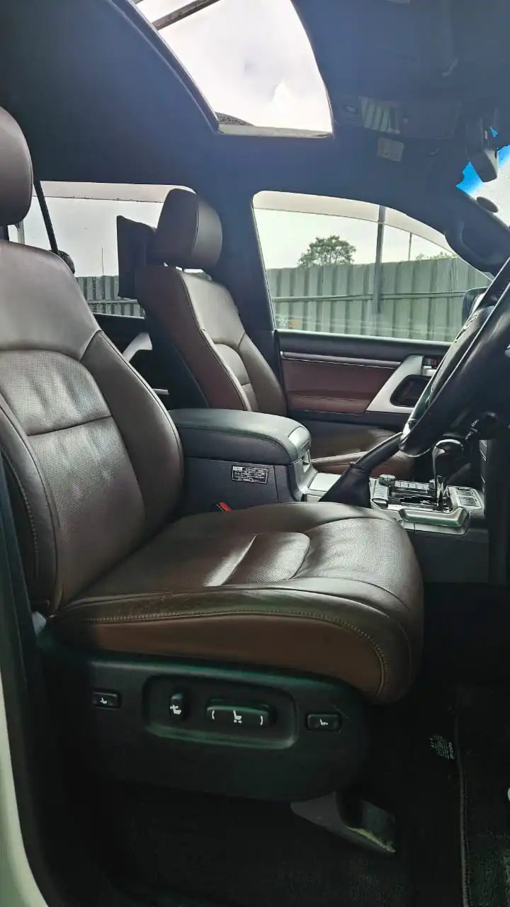 Toyota Land Cruiser 2019 V8 ZX New Arrival 9.9M 200 series 💪 Fully Loaded QUICK SALE. Cars from 150K, 30% Deposit lipa pole pole. Hire purchase installments HP Car IMPORT 0% DEPOSIT. UpTo 70% financing/finance NO CRB STATUS CHECK Trade in OK