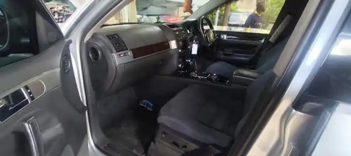 Volkswagen Touareg Asian owner QUICK SALE. Cars from 150K, 30% Deposit lipa pole pole. Hire purchase installments HP Car IMPORT 0% DEPOSIT. UpTo 70% financing/finance NO CRB STATUS CHECK Trade in OK