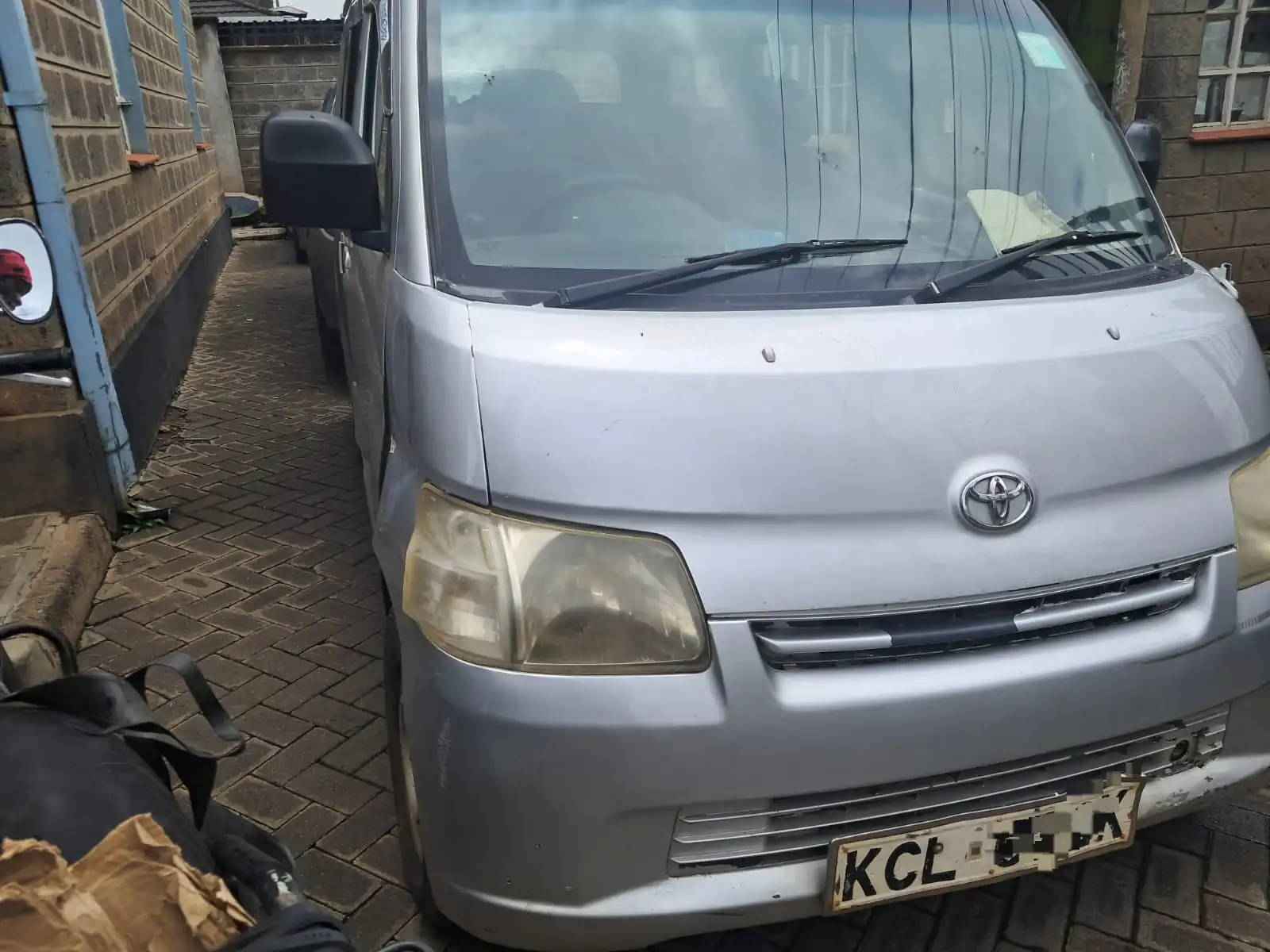 Toyota Town Ace New Shape 300K ONLY 😲 QUICK SALE. Cars from 150K, 30% Deposit lipa pole pole. Hire purchase installments HP. UpTo 70% financing/finance NO CRB STATUS CHECK Trade in OK