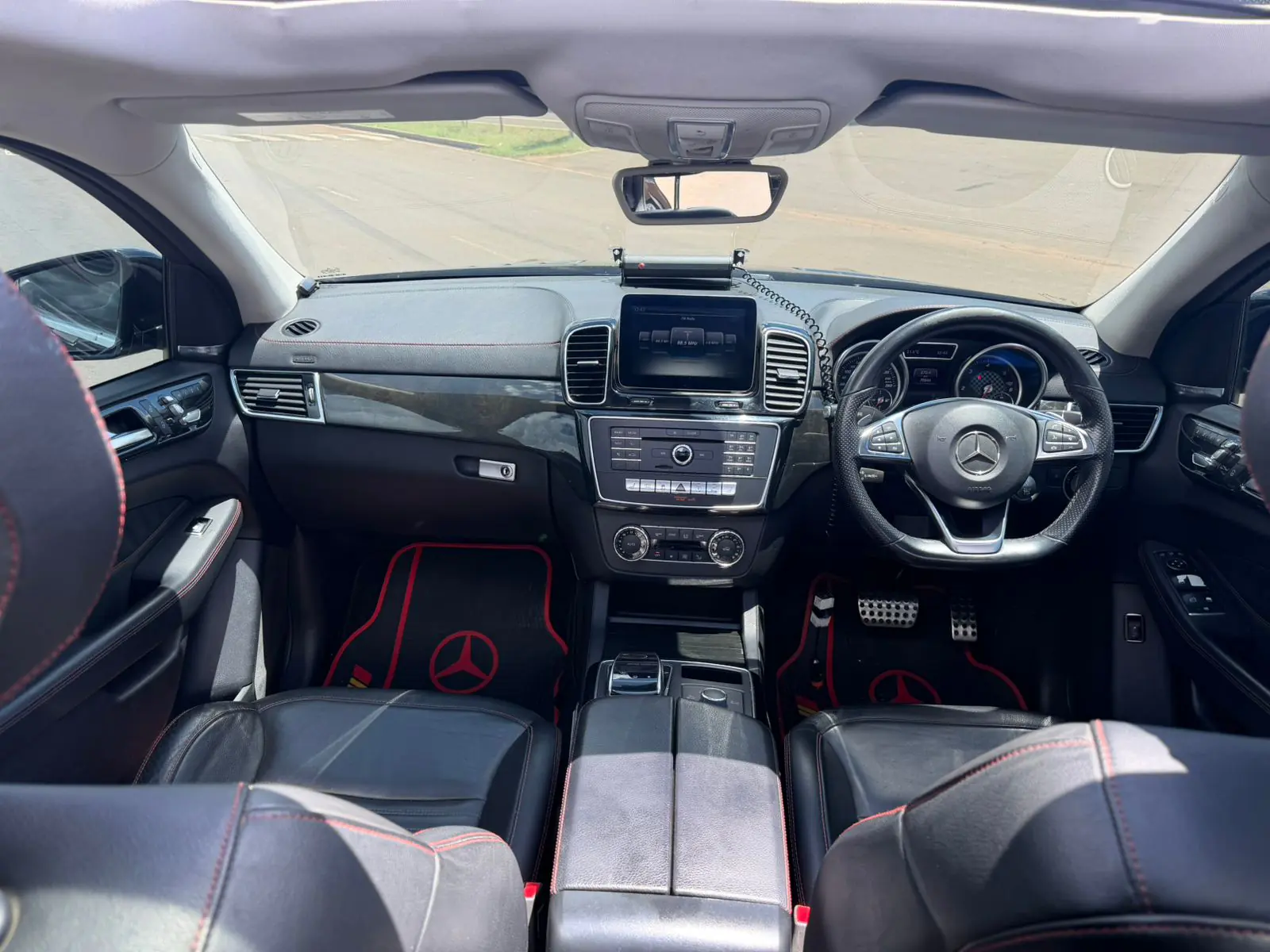 Mercedes Benz GLE 350D Class 💪 Fully Loaded QUICK SALE. Cars from 150K, 30% Deposit lipa pole pole. Hire purchase installments HP Car IMPORT 0% DEPOSIT. UpTo 70% financing/finance NO CRB STATUS CHECK Trade in OK