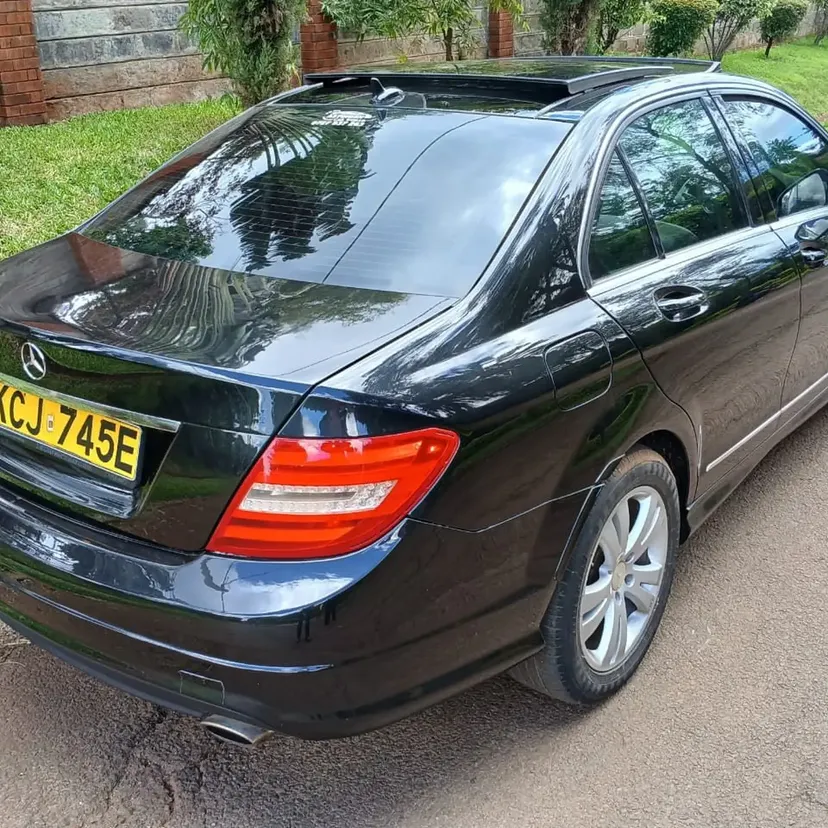Mercedes Benz C250 fully loaded panoramic 🥺 😲 QUICK SALE. 30% Deposit. Cars from 150K, lipa pole pole. Hire purchase installments HP. UpTo 70% financing/finance NO CRB STATUS CHECK Trade in OK
