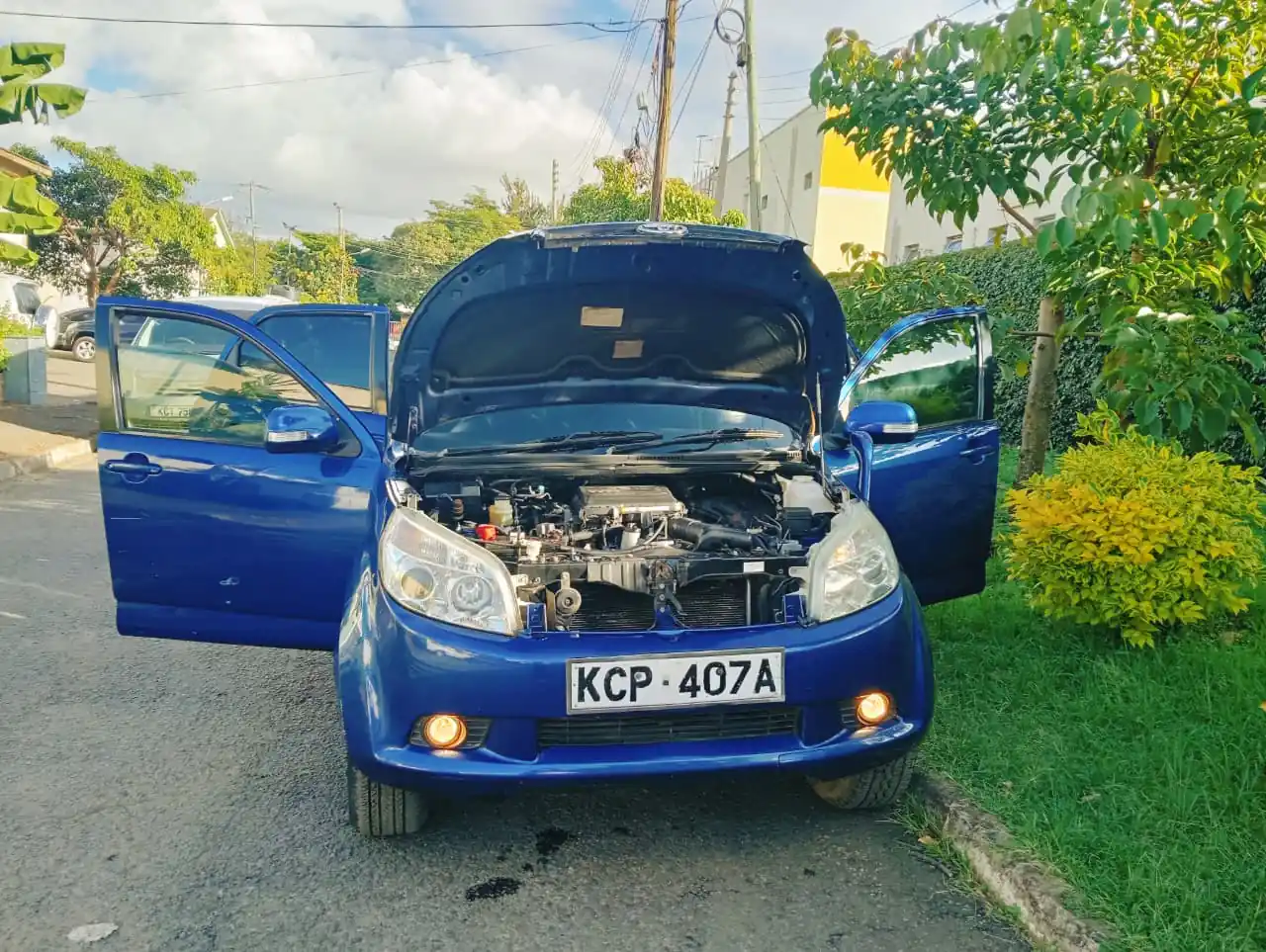 Toyota Rush Manual 5 speed 😲 QUICK SALE. Cars from 150K, 30% Deposit lipa pole pole. Hire purchase installments HP. UpTo 70% financing/finance NO CRB STATUS CHECK Trade in OK