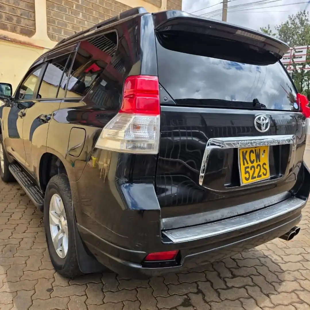 Toyota Land Cruiser Prado 2013 2.7M ONLY 😲 💪 Fully Loaded QUICK SALE. Cars from 150K, 30% Deposit lipa pole pole. Hire purchase installments HP Car IMPORT 0% DEPOSIT. UpTo 70% financing/finance NO CRB STATUS CHECK Trade in OK