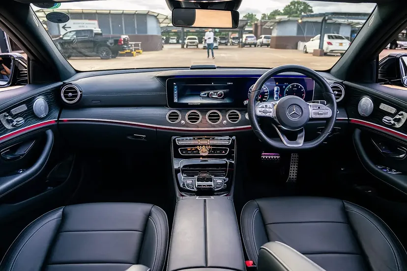 Mercedes Benz E200 Panoramic Sunroof New Arrival New Shape 😲 QUICK SALE. Cars from 150K, 30% Deposit lipa pole pole. Hire purchase installments HP. UpTo 70% financing/finance NO CRB STATUS CHECK Trade in OK