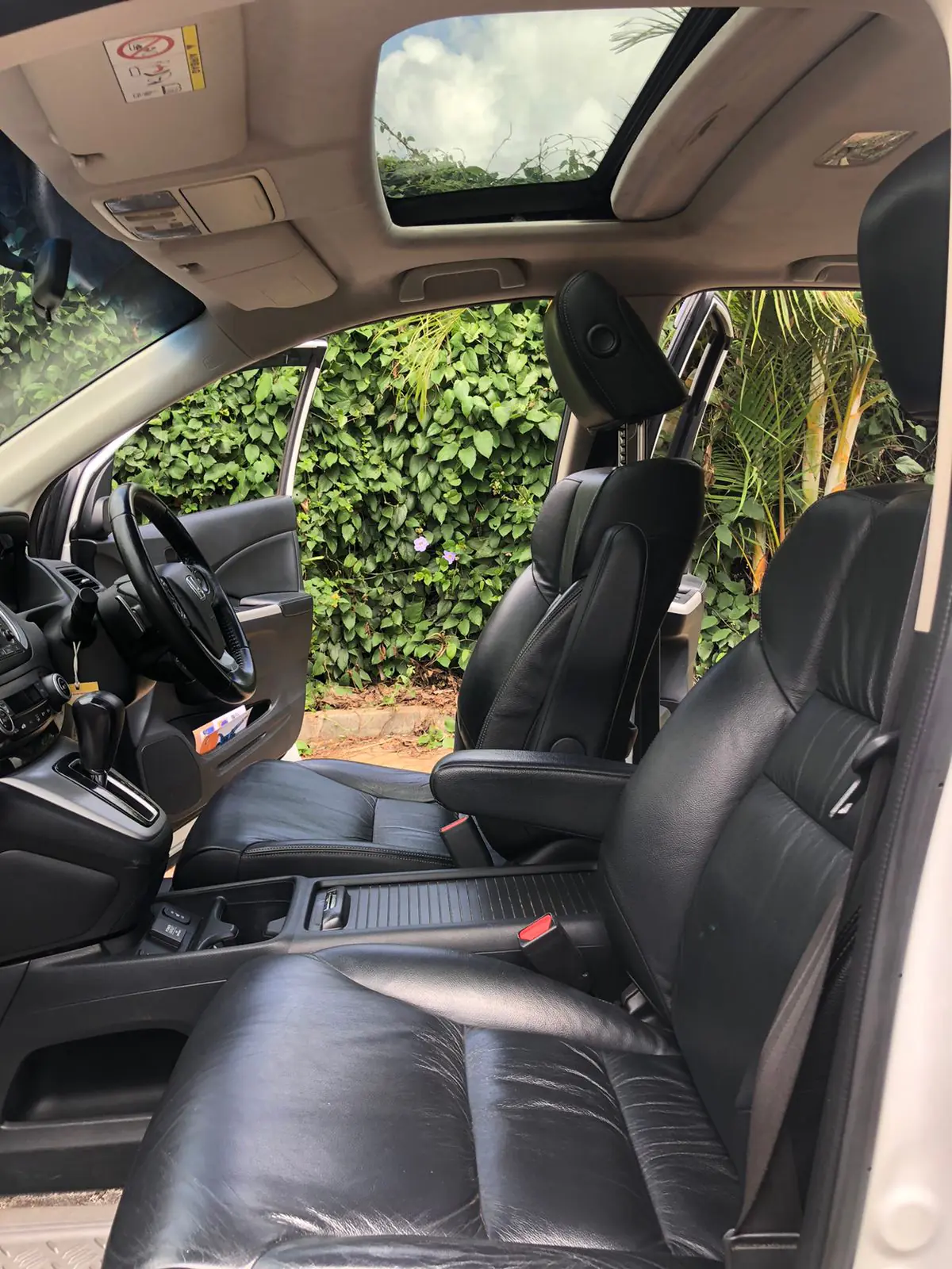 Honda CRV Sports New Shape with Sunroof 😲 QUICK SALE. Cars from 150K, 30% Deposit lipa pole pole. Hire purchase installments HP. UpTo 70% financing/finance NO CRB STATUS CHECK Trade in OK