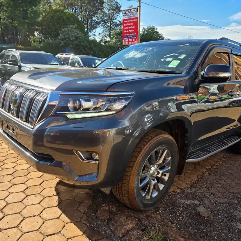 Toyota Land Cruiser Prado Kakadu VXL New Arrival New Shape 😲 💪 Fully Loaded QUICK SALE. Cars from 150K, 30% Deposit lipa pole pole. Hire purchase installments HP Car IMPORT 0% DEPOSIT. UpTo 70% financing/finance NO CRB STATUS CHECK Trade in OK
