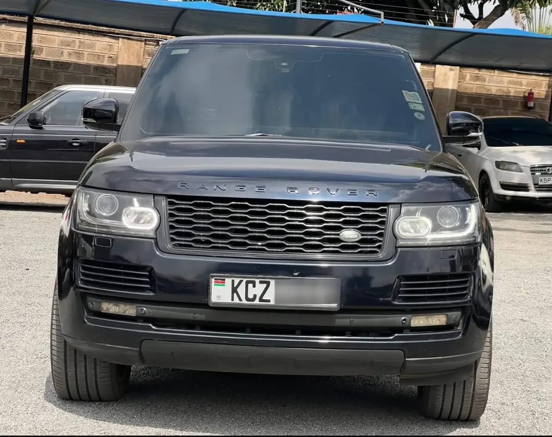 Range Rover Vogue Autobiography 4.4😲 💪 Fully Loaded QUICK SALE. Cars from 150K, 30% Deposit lipa pole pole. Hire purchase installments HP Car IMPORT 0% DEPOSIT. UpTo 70% financing/finance NO CRB STATUS CHECK Trade in OK