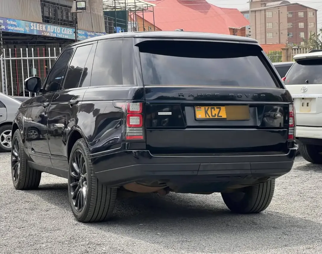 Range Rover Vogue Autobiography 4.4😲 💪 Fully Loaded QUICK SALE. Cars from 150K, 30% Deposit lipa pole pole. Hire purchase installments HP Car IMPORT 0% DEPOSIT. UpTo 70% financing/finance NO CRB STATUS CHECK Trade in OK