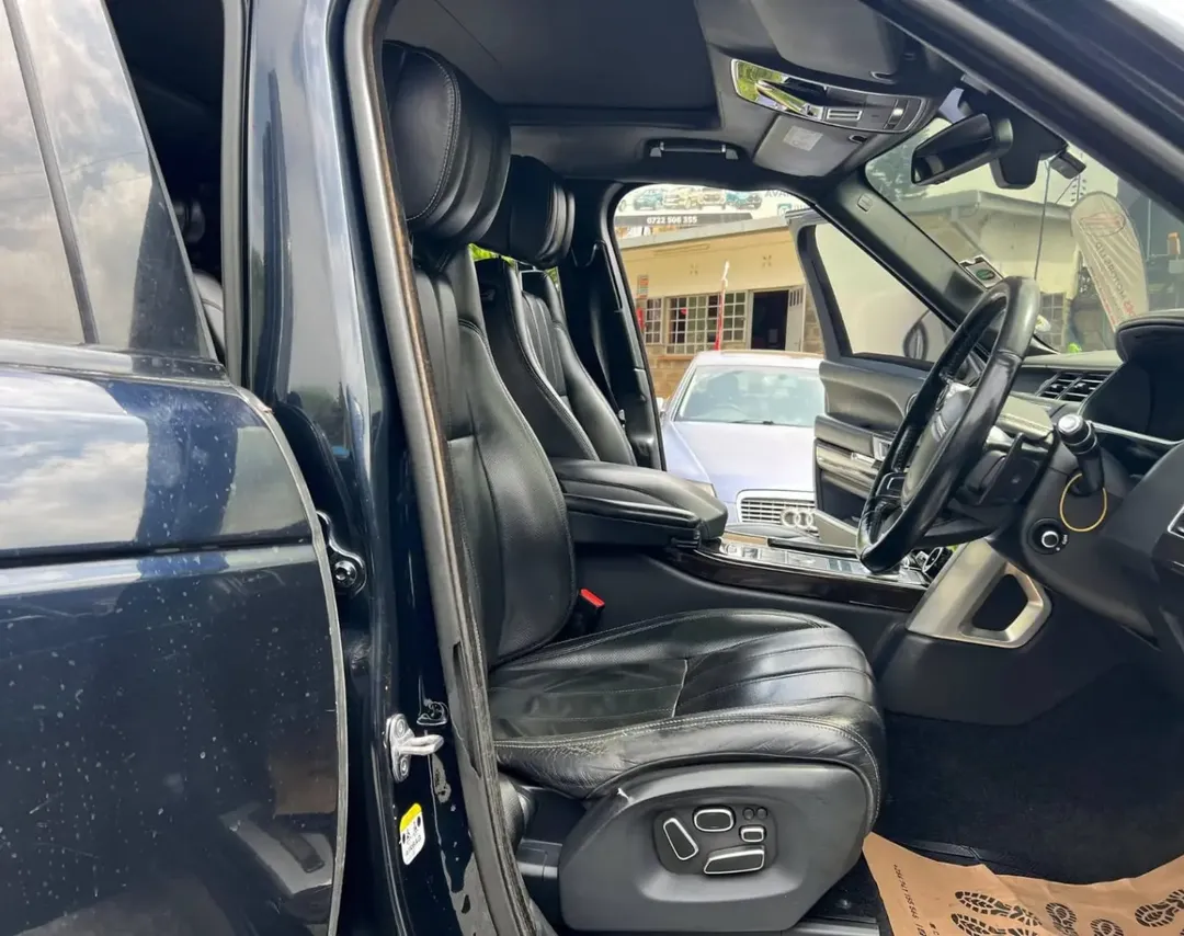 Range Rover Vogue Autobiography 4.4😲 💪 Fully Loaded QUICK SALE. Cars from 150K, 30% Deposit lipa pole pole. Hire purchase installments HP Car IMPORT 0% DEPOSIT. UpTo 70% financing/finance NO CRB STATUS CHECK Trade in OK