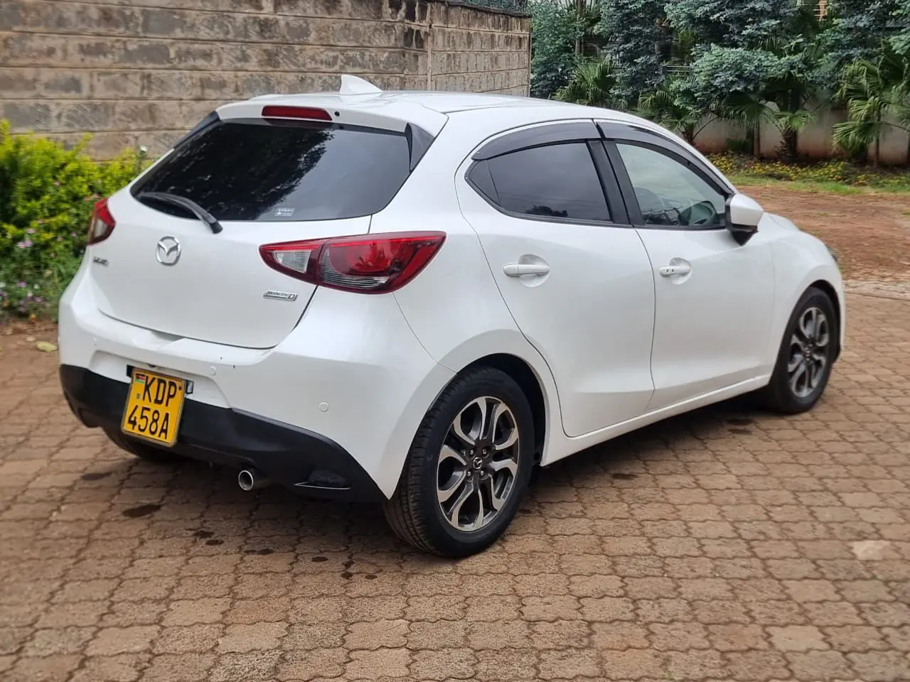 Mazda Demio QUICK SALE 😲. Cars from 150K, 30% Deposit lipa pole pole. Hire purchase installments HP. UpTo 70% financing/finance NO CRB STATUS CHECK Trade in OK