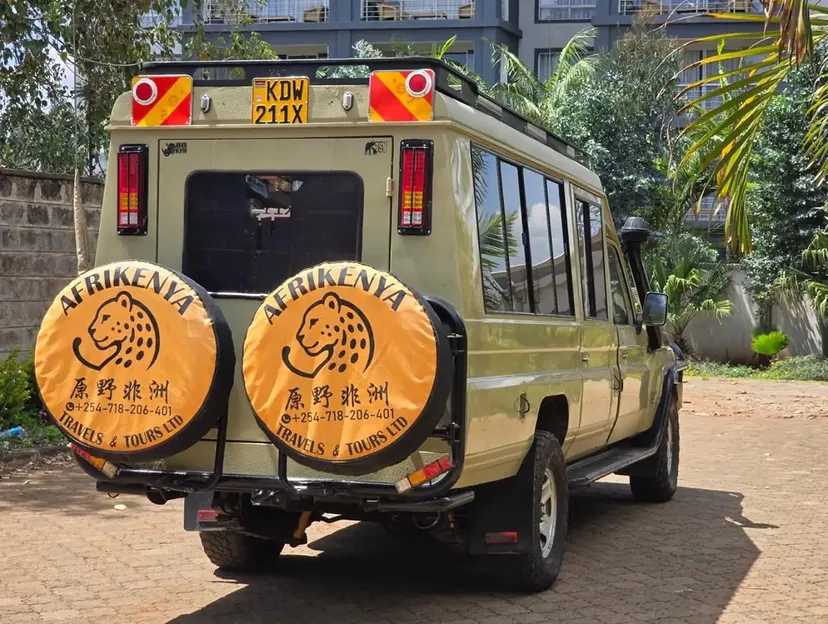 Toyota Land-Cruiser ToursVan Hard-top 😲 💪 Fully Loaded QUICK SALE. Cars from 150K, 30% Deposit lipa pole pole. Hire purchase installments HP Car IMPORT 0% DEPOSIT. UpTo 70% financing/finance NO CRB STATUS CHECK Trade in Ok