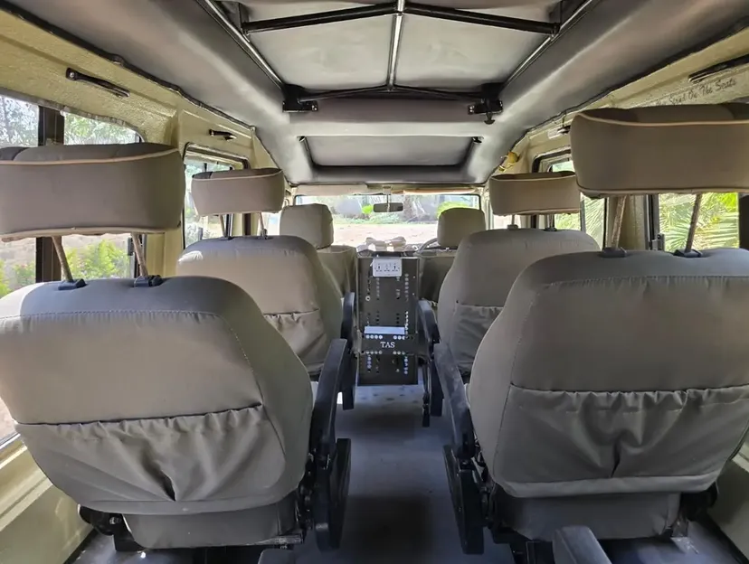 Toyota Land-Cruiser ToursVan Hard-top 😲 💪 Fully Loaded QUICK SALE. Cars from 150K, 30% Deposit lipa pole pole. Hire purchase installments HP Car IMPORT 0% DEPOSIT. UpTo 70% financing/finance NO CRB STATUS CHECK Trade in Ok