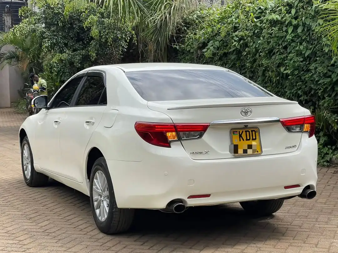 Toyota Mark X New Shape 😲 QUICK SALE. Cars from 150K, 30% Deposit lipa pole pole. Hire purchase installments HP. UpTo 70% financing/finance NO CRB STATUS CHECK Trade in OK