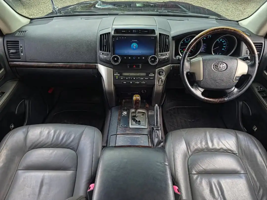 Toyota Mark X New Shape 😲 QUICK SALE. Cars from 150K, 30% Deposit lipa pole pole. Hire purchase installments HP. UpTo 70% financing/finance NO CRB STATUS CHECK Trade in OK