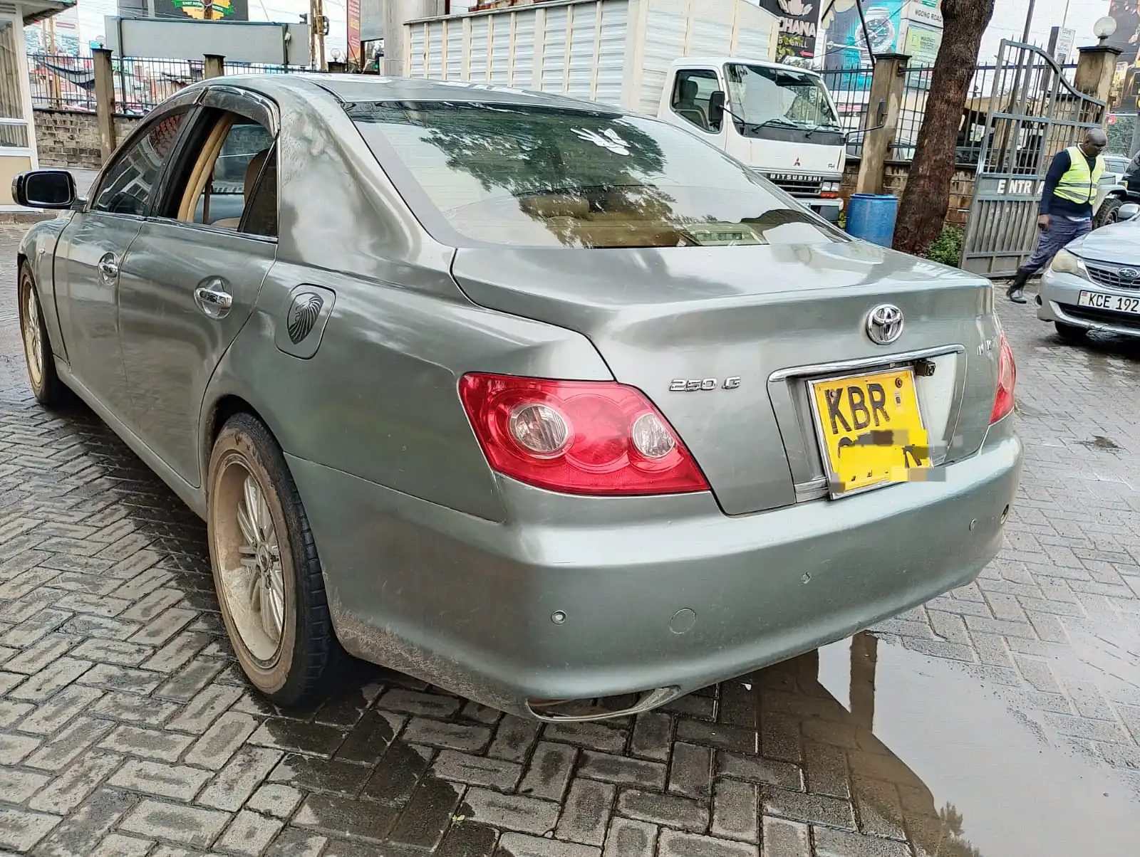 Toyota Mark X 350k ONLY 😲 QUICK SALE. Cars from 150K, 30% Deposit lipa pole pole. Hire purchase installments HP. UpTo 70% financing/finance NO CRB STATUS CHECK Trade in OK