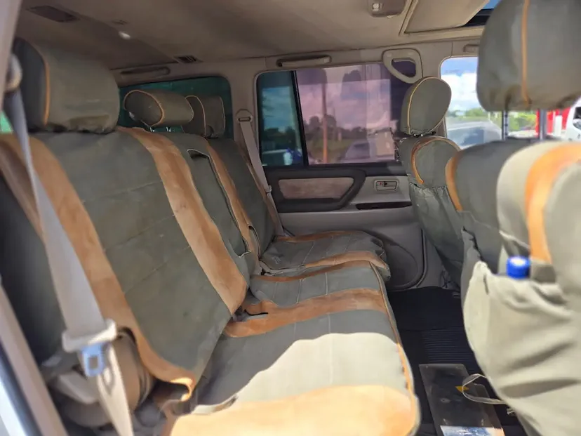 Toyota Land-Cruiser 100 series with Sunroof 😲 💪 Fully Loaded QUICK SALE. Cars from 150K, 30% Deposit lipa pole pole. Hire purchase installments HP Car IMPORT 0% DEPOSIT. UpTo 70% financing/finance NO CRB STATUS CHECK Trade in OK