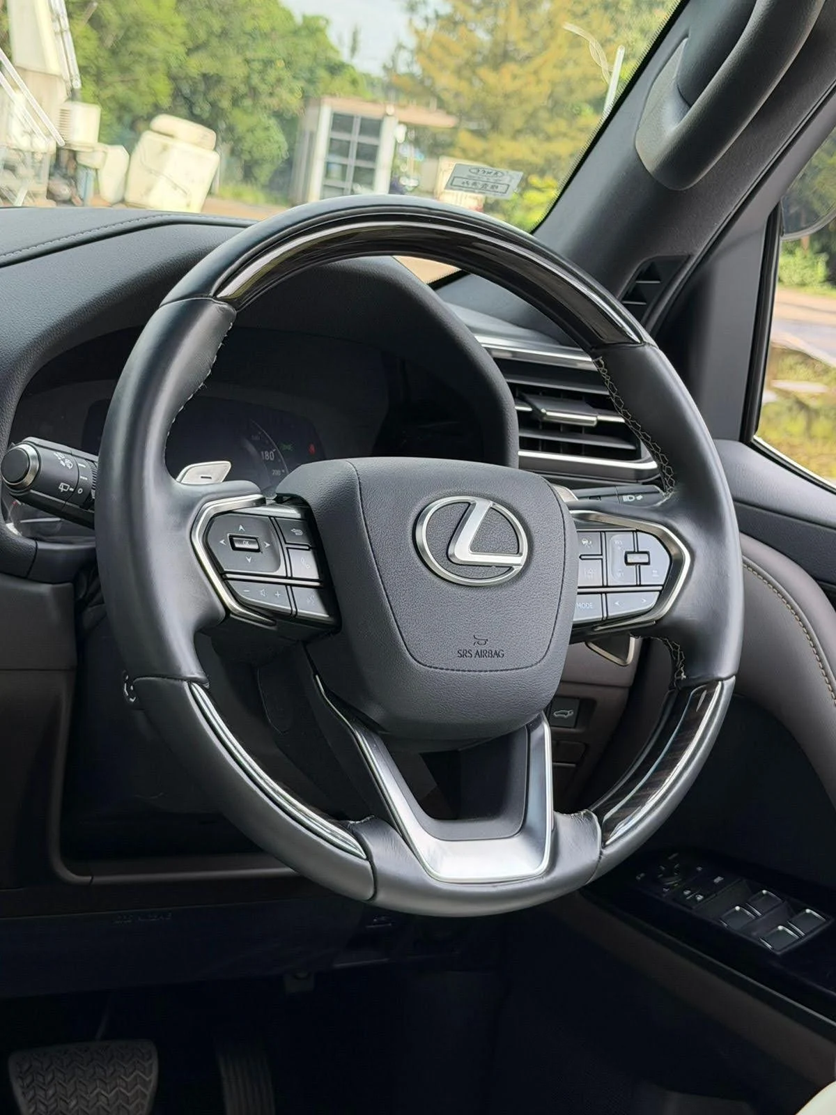 Lexus LX-600😲 💪 Fully Loaded QUICK SALE. Cars from 150K, 30% Deposit lipa pole pole. Hire purchase installments HP Car IMPORT 0% DEPOSIT. UpTo 70% financing/finance NO CRB STATUS CHECK Trade in OK